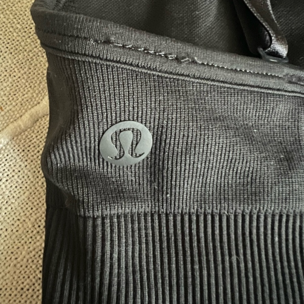 Lululemon Sports Bra size 2